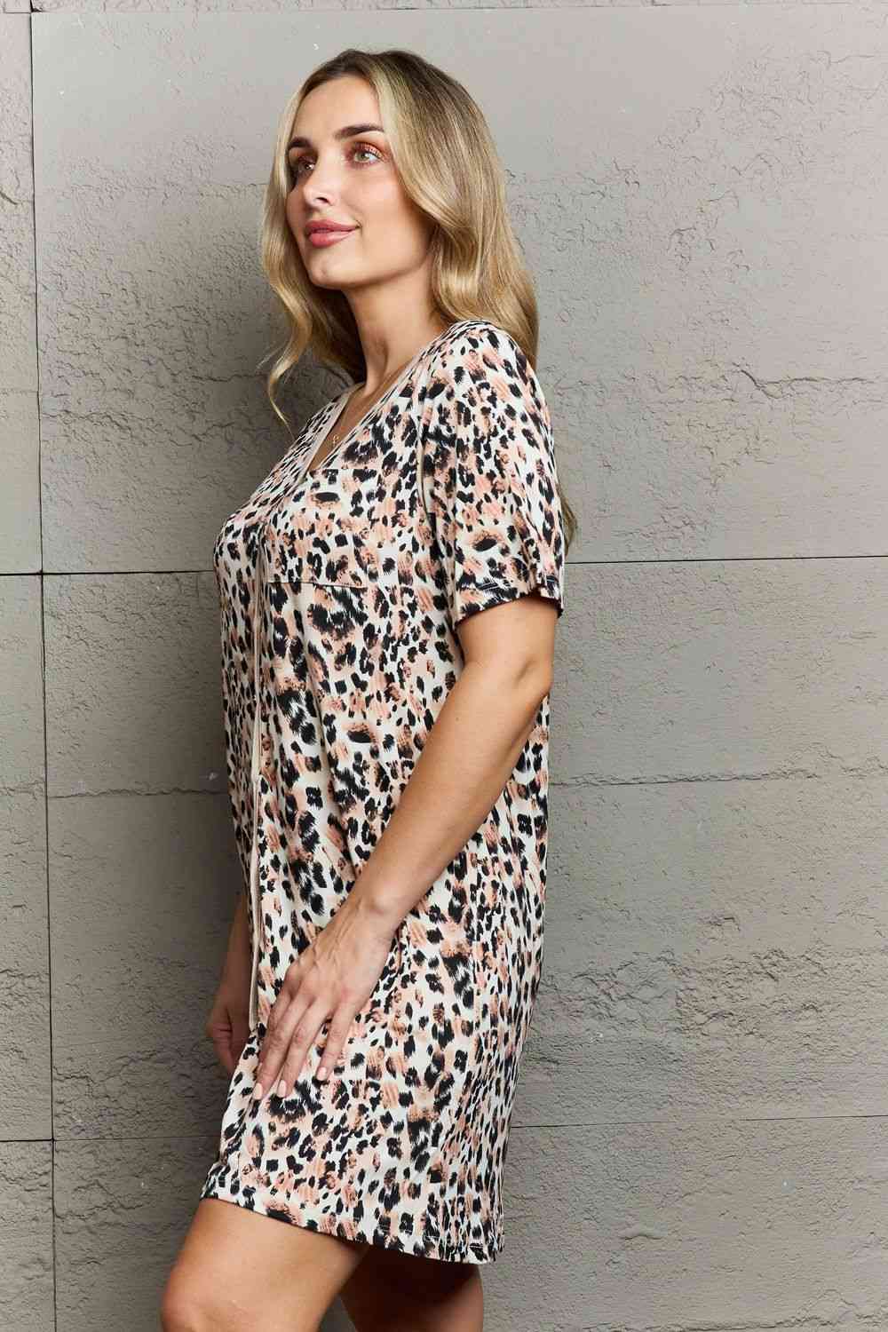 MOON NITE Quilted Quivers Button Down Sleepwear Nightgown