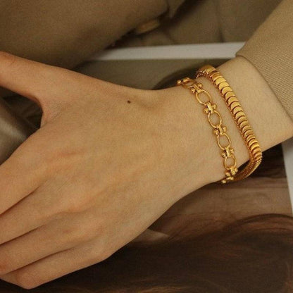Gold Plated O-Shaped Chain Bracelet (With Box)